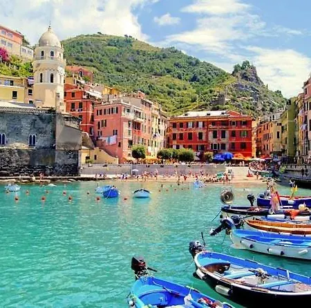 Mountain View Holidays In La Spezia Appartement *