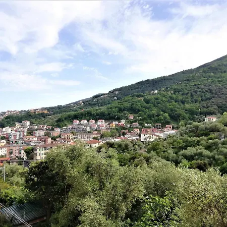 Mountain View Holidays In La Spezia Appartement