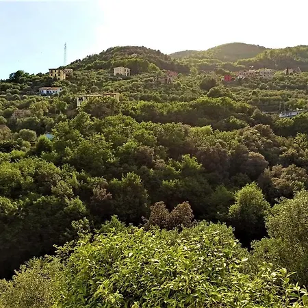 Mountain View Holidays In La Spezia Appartement *