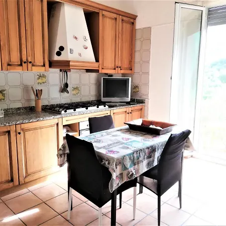 Appartement Mountain View Holidays In La Spezia *