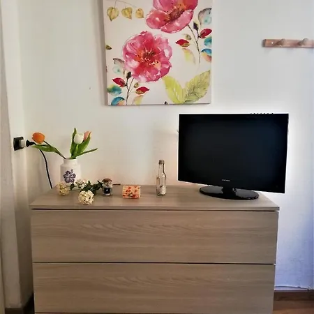 Mountain View Holidays In La Spezia Appartement